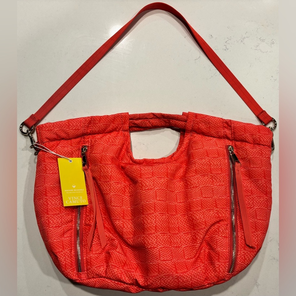 🌸 NWT Vince Camuto Harlow Coral Bag